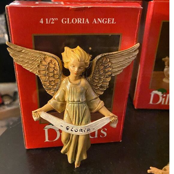 2007 Pelligrini Family Nativity Dillards Trimmings 7 piece With Boxes - Picture 3 of 4